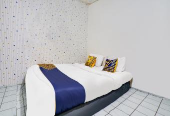 SPOT ON 91609 Pondok Mill s Syariah allows 18 year olds to book a room