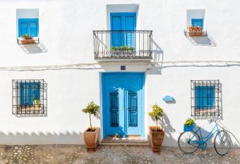 Casa Familiar en pleno Casco Antiguo de Altea has Balcony rooms