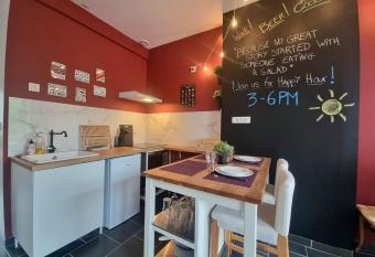 La Trappiste allows 18 year olds to book a room