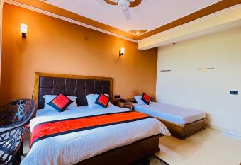 The Grahil Hotel & Restaurant allows 18 year olds to book a room