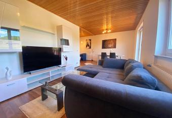 Burg Panorama Blick Moderne Zentrale FeWo has Balcony rooms