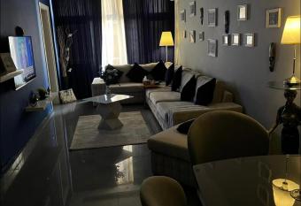 super Luxurious apartment in roshdy syria St allows 18 year olds to book a room