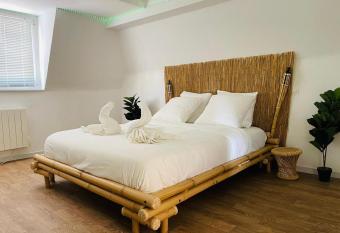 BaLille allows 18 year olds to book a room