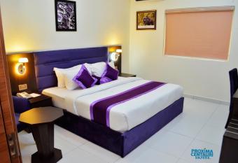 Proxima Centauri Hotel has Balcony rooms