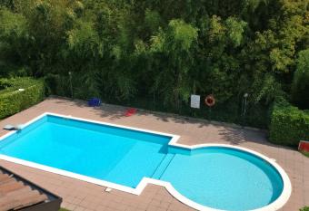 Be my Guest! has Balcony rooms