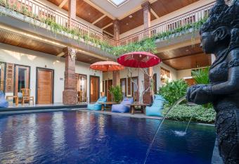 Raka & Rai Guesthouse by Bukit Vista has Balcony rooms