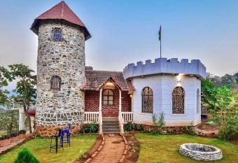 Rookwood villa 4bhk has Balcony rooms