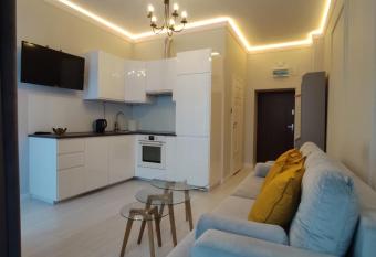 V3 S  owackiego 12 has Balcony rooms