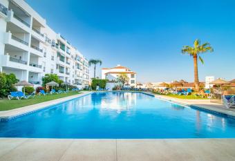 Waiola Holiday has Balcony rooms