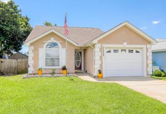 D & D Marlin House has Balcony rooms
