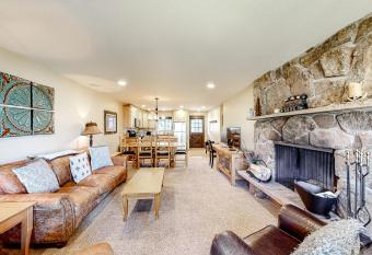 Winter Escape has Balcony rooms