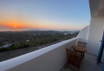ENA suites Santorini has Balcony rooms