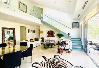 Hermoso Penthouse Duplex has Balcony rooms