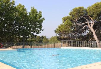 LUBERON, magnifique R  sidence Golf de Provence, Piscine, Fitness, Tennis has Balcony rooms