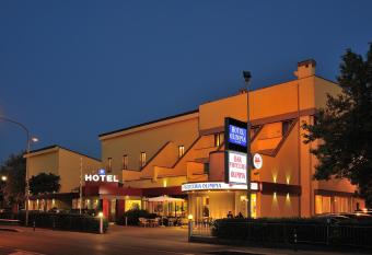 Hotel Olimpia has Balcony rooms