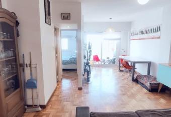 Hermoso departamento en Av Maipu- Vicente Lopez has Balcony rooms