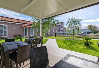 B&B Roseal has Balcony rooms