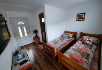 Apartmani Biser Drine has Balcony rooms