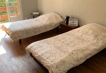 Appartement Toulon has Balcony rooms