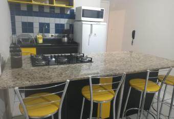 Elegante Apartamento no centro de Curitiba has Smoking rooms