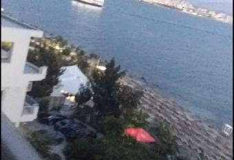 Marjana Apartaments allows 18 year olds to book a room