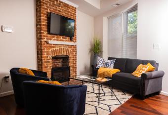 Beautiful 2BR Home Outside U Street Corridor has Balcony rooms