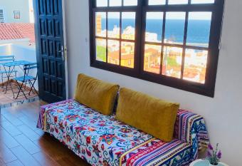 Casa C  lida has Balcony rooms