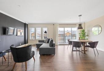 INITIAL - B&G - Chutes-Montmorency allows 18 year olds to book a room