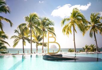 Diamant Paradise allows 18 year olds to book a room