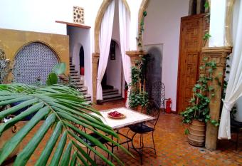 Riad El Bir has Balcony rooms