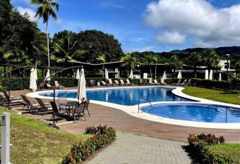 Si Es Vida Beach House has Balcony rooms