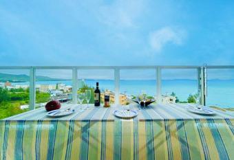 NEW                                                                                                                      has Balcony rooms