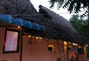 Bhuddha Hut Guest House Auroville has Smoking/Balcony rooms