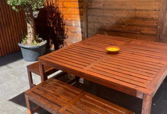 Superbe logement pr  s de Bruxelles avec spa priv   has rooms with a private hot tub