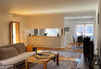 Sunrise Apartment has Balcony rooms