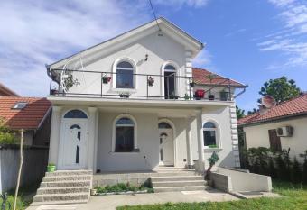 Ivana allows 18 year olds to book a room