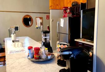 Old Firehouse Quarter has Balcony rooms