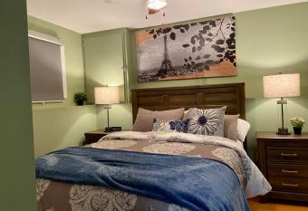 Grace Oasis with 2 connected bedrooms with a Pull-out couch allows 18 year olds to book a room