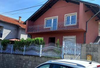 Serbian home Smederevo has Balcony rooms