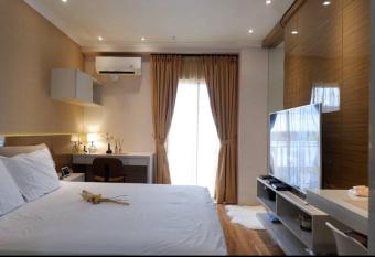 Apt Signature Park Studio 4Ga with pool & Netflix has Balcony rooms