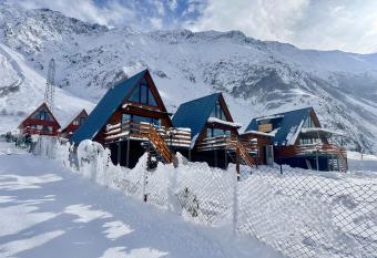 T&T cottage has Balcony rooms