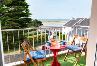 Studio cosy avec balcon vue mer    Guidel Plage par Groom has Balcony rooms