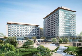 Rixos Gulf Hotel Doha allows 18 year olds to book a room