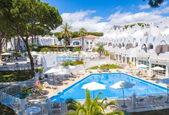 VIME La Reserva de Marbella allows 18 year olds to book a room