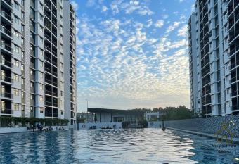 The Poolfront Homestay Desaru has Balcony rooms