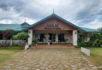 Hotel Sarai Bharatgarh has Balcony rooms