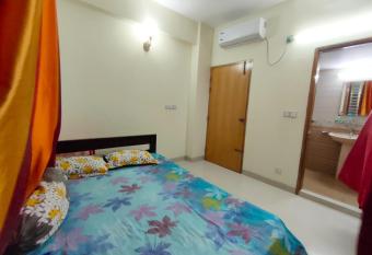 PM Apartment has Smoking/Balcony rooms