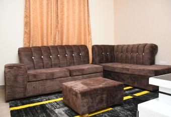 1 bedroom bnb near Rainbow resort in Ruiru has Balcony rooms