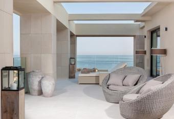 The Oasis by Don Carlos Resort allows 18 year olds to book a room