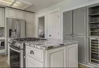 Newly Renovated Three Bedroom Home has Balcony rooms